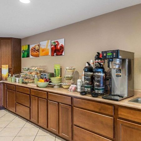 Quality Inn Burlington Eksteriør bilde