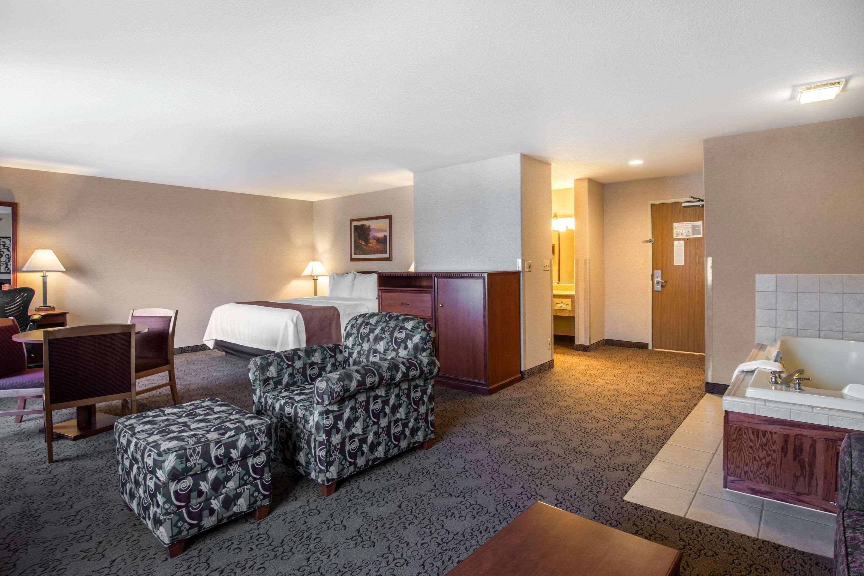 Quality Inn Burlington Eksteriør bilde