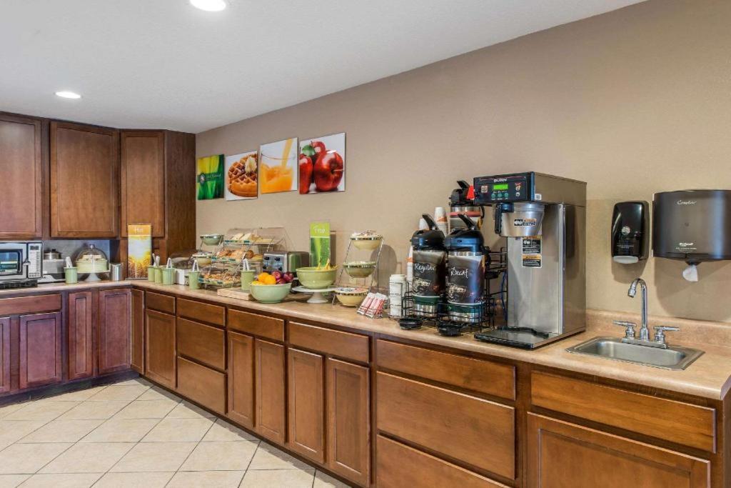 Quality Inn Burlington Eksteriør bilde